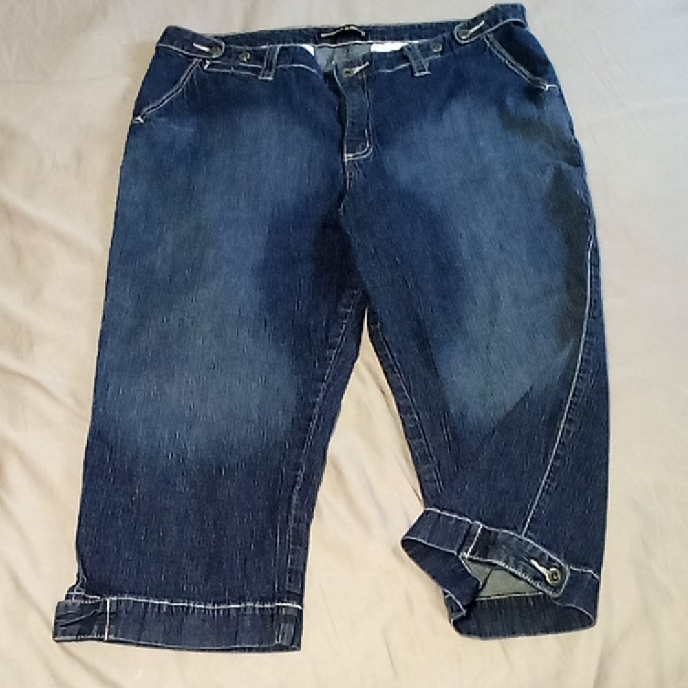 Instantly Slims You Denim Capris Size 18WM